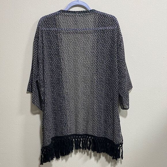 Xhilaration‎ Black White Kimono Cardigan Boho Fringe Trim Size M - Picture 4 of 13